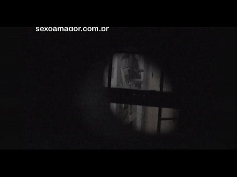 ❤️ Lourinho é secretamente filmado por um voyeur de bairro escondido atrás de tijolos ocos ❌ Porno real em pt-br.allo-sex.ru ☑